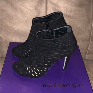 Madden Girl Rockwell’s Heels